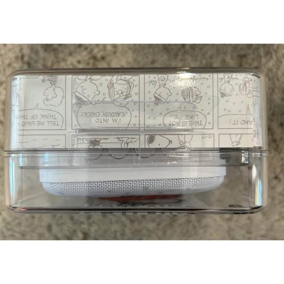 Peanuts Snoopy Puffer Portable Wireless Speaker - BRAND NEW - Picture 5 of 6